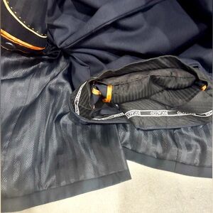 The suit size is 38R,color dark blue, and the name of the brand is is BOCACCIO